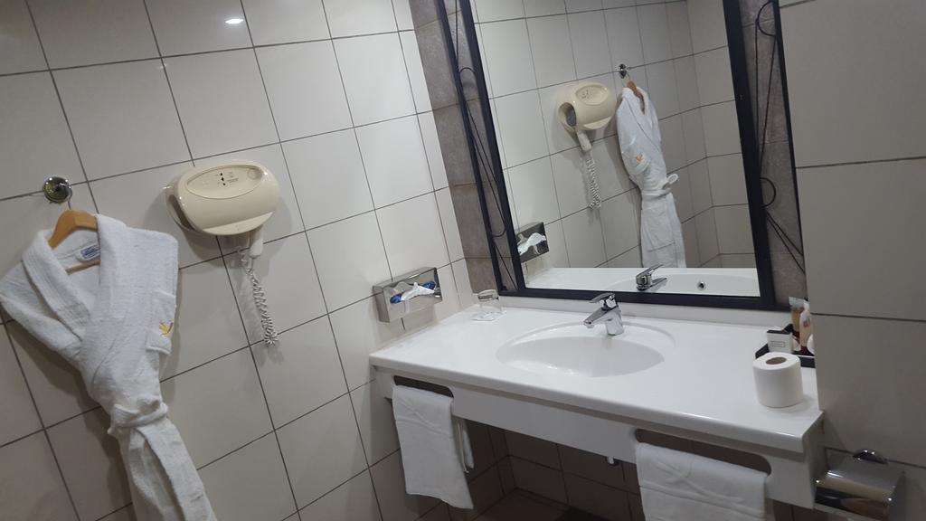 Hotel El Farouk Bamako Extérieur photo